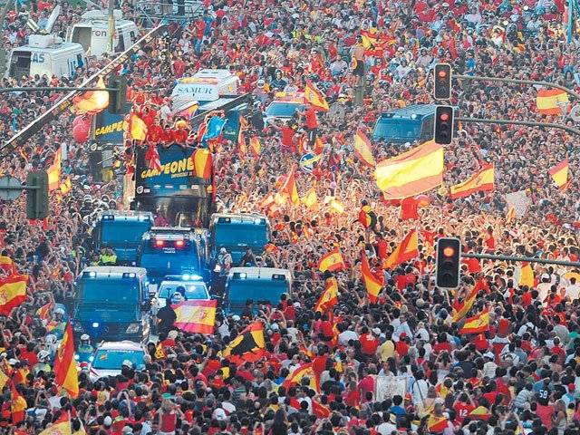World Cup winners Spain return home to a rapturous welcome