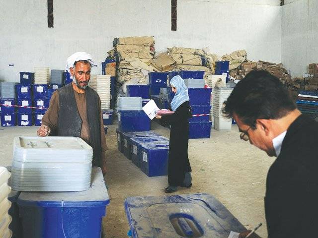 Taliban urge Afghans to boycott polls