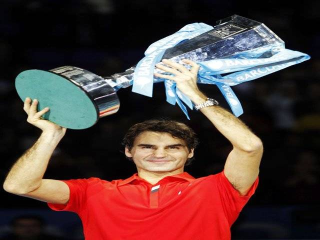 Federer outlasts Nadal to take Tour Finals crown