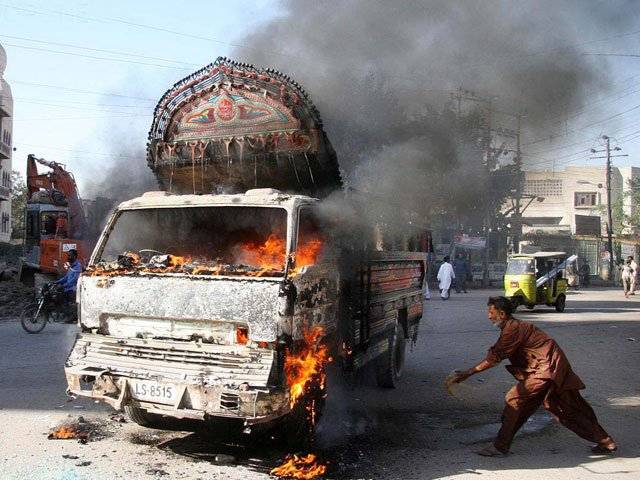 15 more dead in Karachi target hits