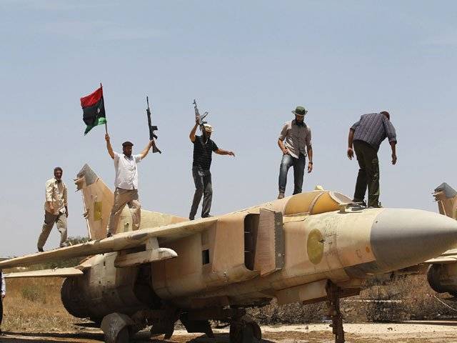 Nato raids target Libyan capital