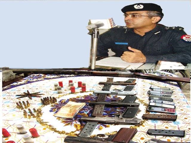 Dacoits gang busted