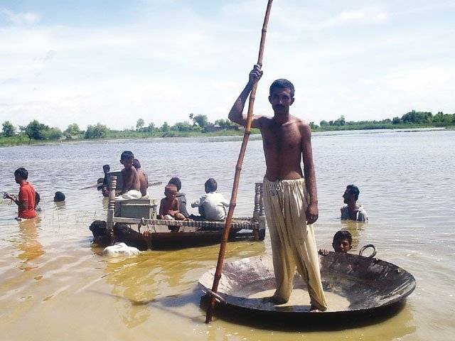 Flood swamps 40 villages in Nasirabad