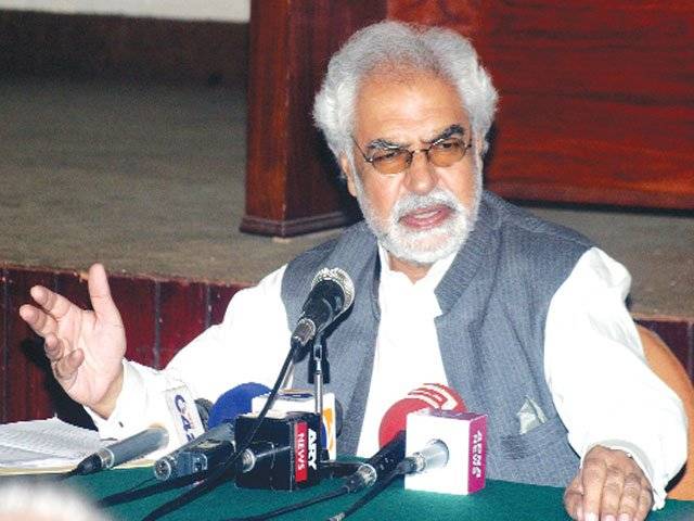 Ayaz Amir challenges charges