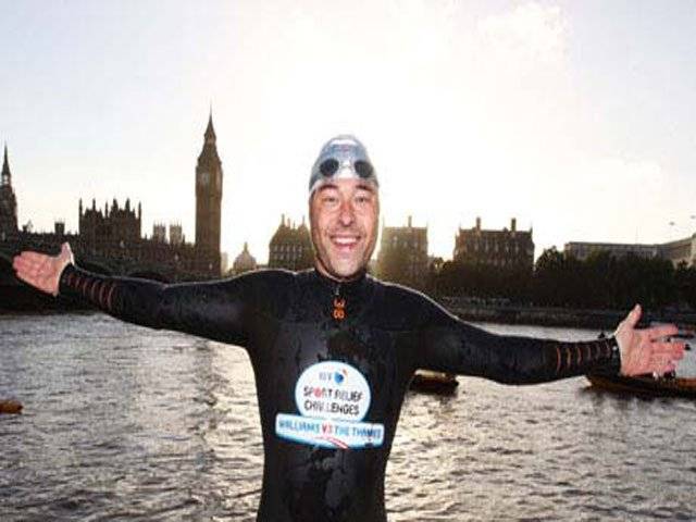 Comedian completes 140-mile swim