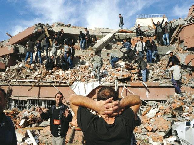 1,000 feared dead in Turkey quake