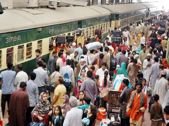 People suffer as 137 trains suspnded