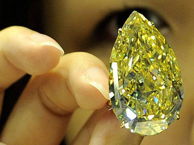 Huge diamond fetches huge price