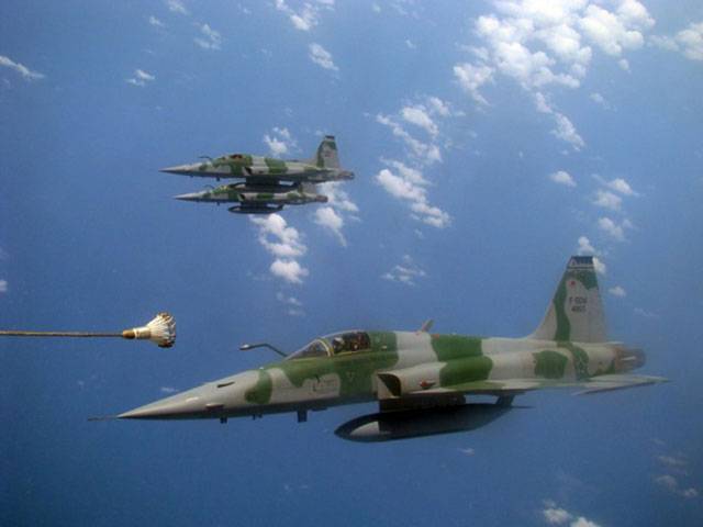 Air raid kills 10 in South Somalia 