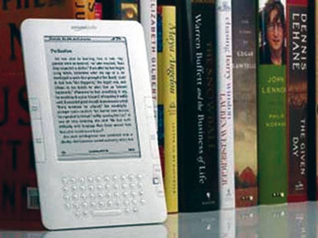 Tablets, e-readers closing book on ink-and-paper era