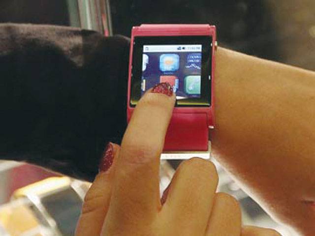 Android-powered watches get Internet savvy