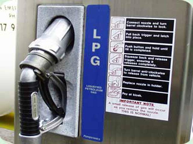 LPG rate down Rs10/kg; more cut likely