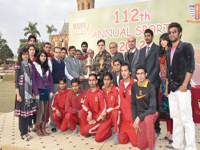 Urdu literati and Bio-Tech scientists win GCU 112th Sports