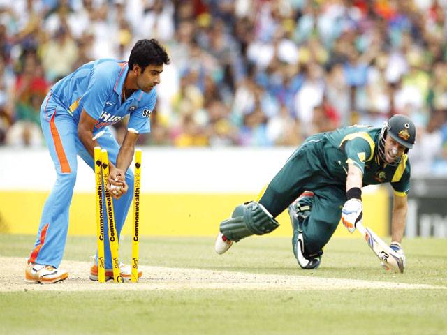 Australia crush India by 87 runs to reach tri-series final 