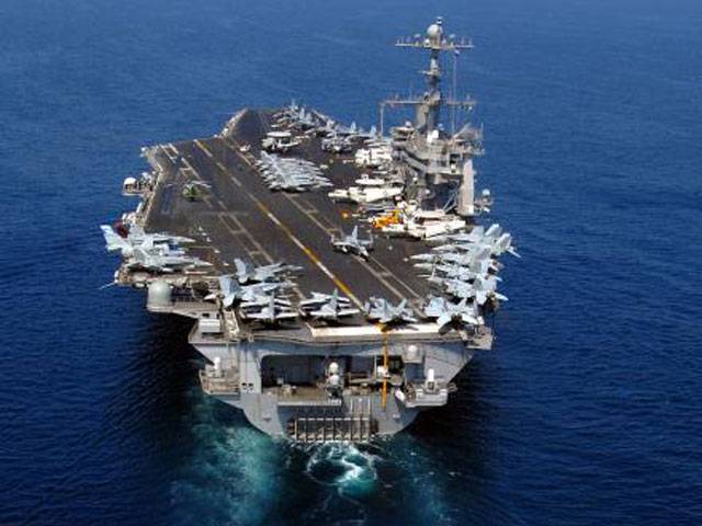 US keeps carriers near Gulf 