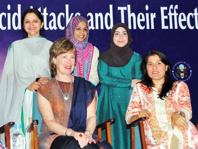 Sharmeen, Marilyn Wyatt call for an end to acid attacks