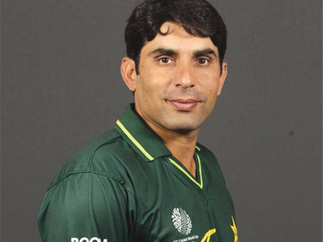 Misbah praises Pakistan coach Whatmore