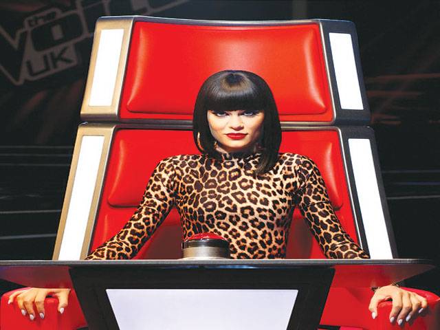 Jessie J sparks health fears over workload