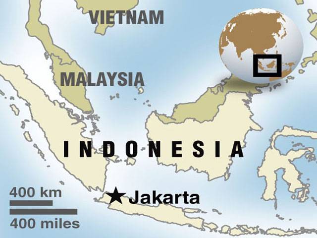 Indonesian plane crash kills 10