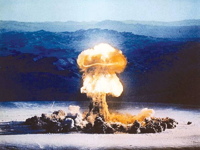6 stood under atomic bomb blast on purpose