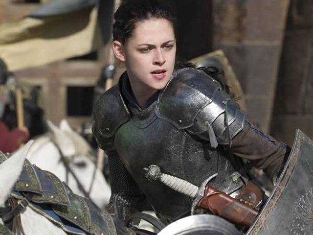 Kristen dropped from Snow White sequel 