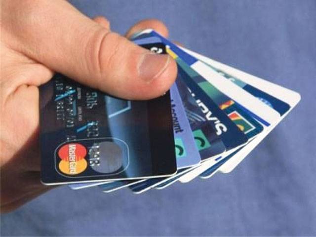 Australia probes theft of 500,000 credit card numbers