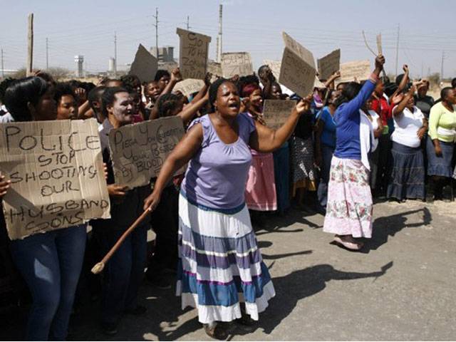 34 miners shot dead in SA