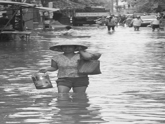 Typhoon Kai-Tak kills nine in Vietnam