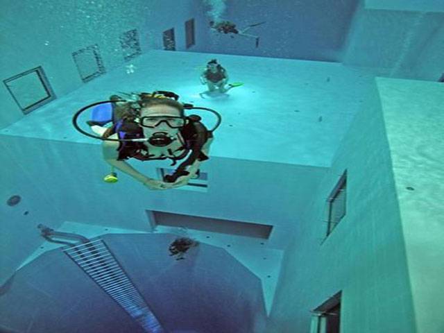 World’s deepest swimming pool