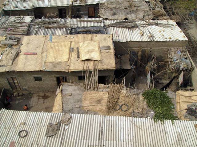 Capital slum dwellers without civic facilities