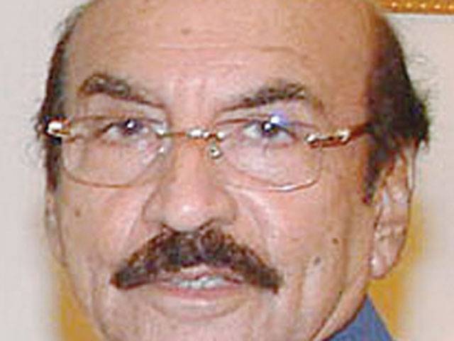Qaim takes notice of non-availability of lady doctor