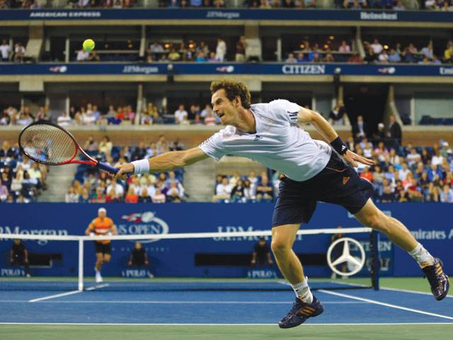 Murray rolls into Open QF