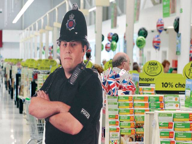 ‘Crime reducing’ cardboard policeman stolen