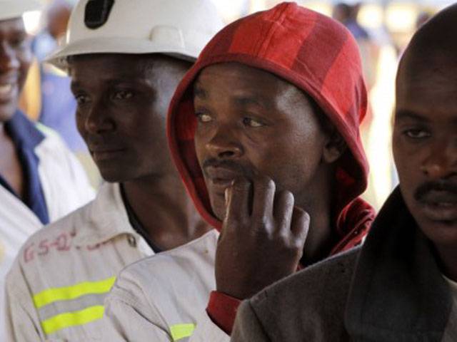SA miners return to work after pay deal