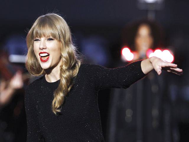 Taylor Swift to co-host Grammy nominations