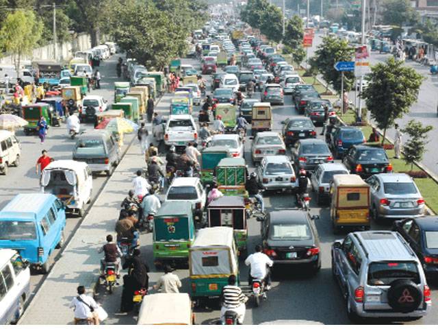 Wardens fail to ward off traffic woes