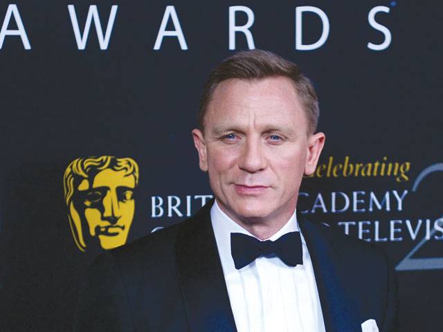 Self-Googler Daniel Craig says wanted out of 007