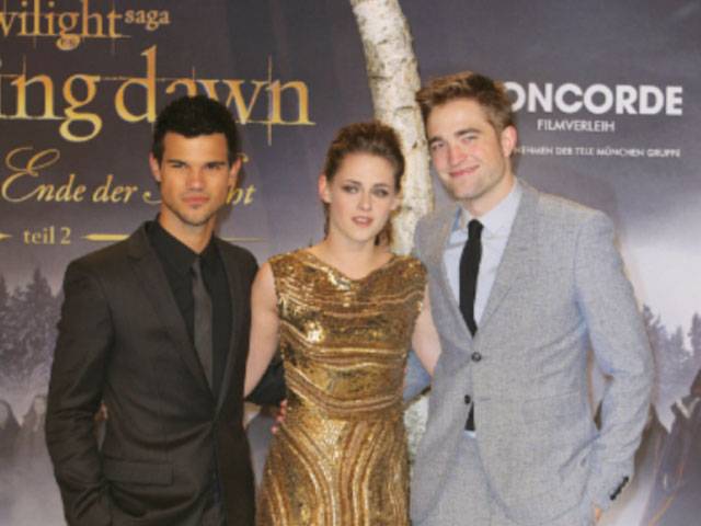 Twilight continues US chart to reign