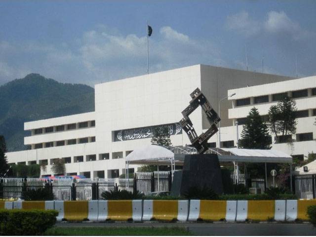 We’re not alone in tax evasion, say furious MNAs