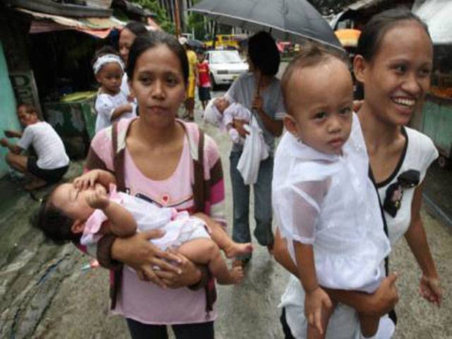 Philippines birth control law signed