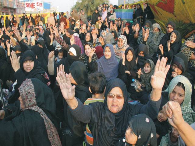 Protest against Alamdar Road tragedy rages on 