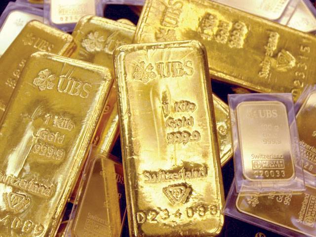 Gold inches up on stronger euro, physical buying
