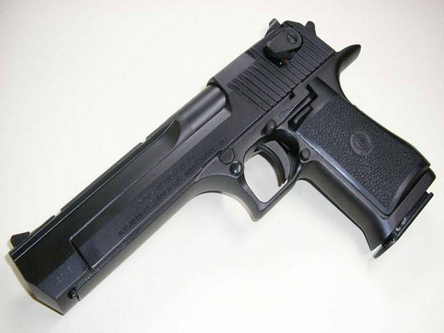 Boy brings handgun to NY school