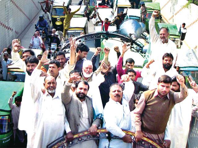 Rickshaw owners rally against LTC, police