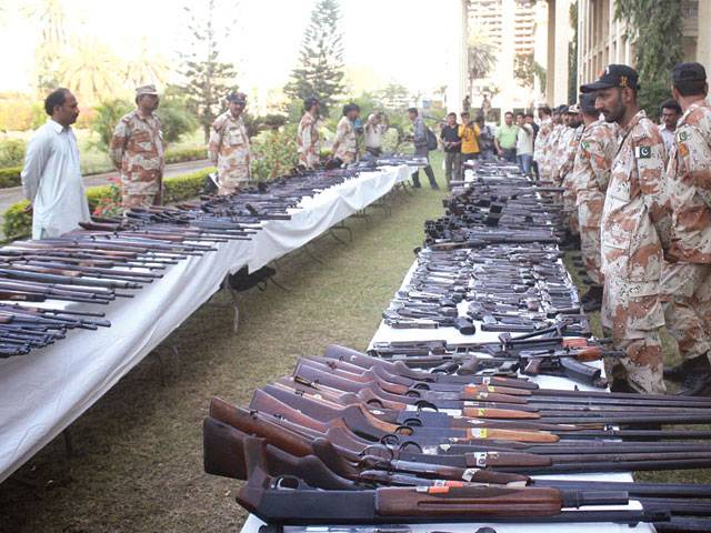 Rangers nab 896, seize 782 weapons