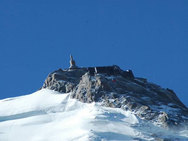 Briton, son found dead on Mont-Blanc 