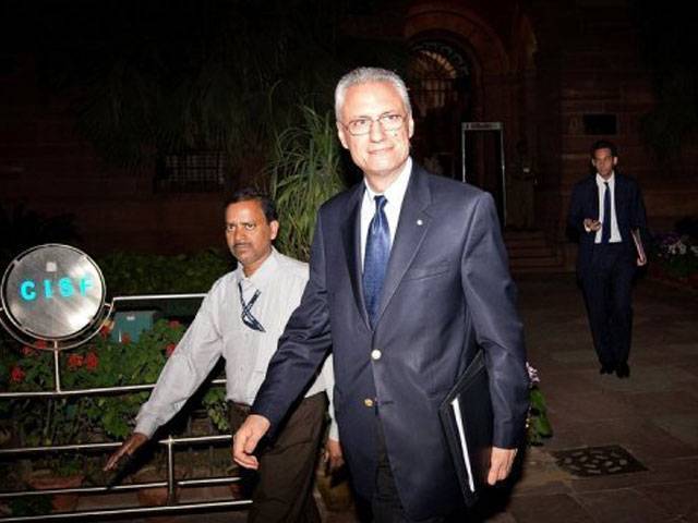EU defends Italy envoy in India row