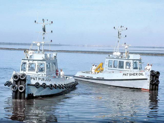 Pakistan Navy gets two pusher tugs