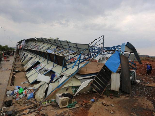 24 dead as tornado, hailstorms lash China