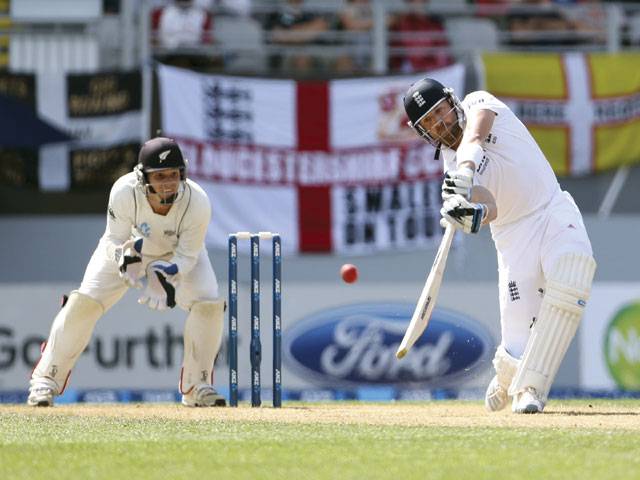 New Zealand implode after skittling England
